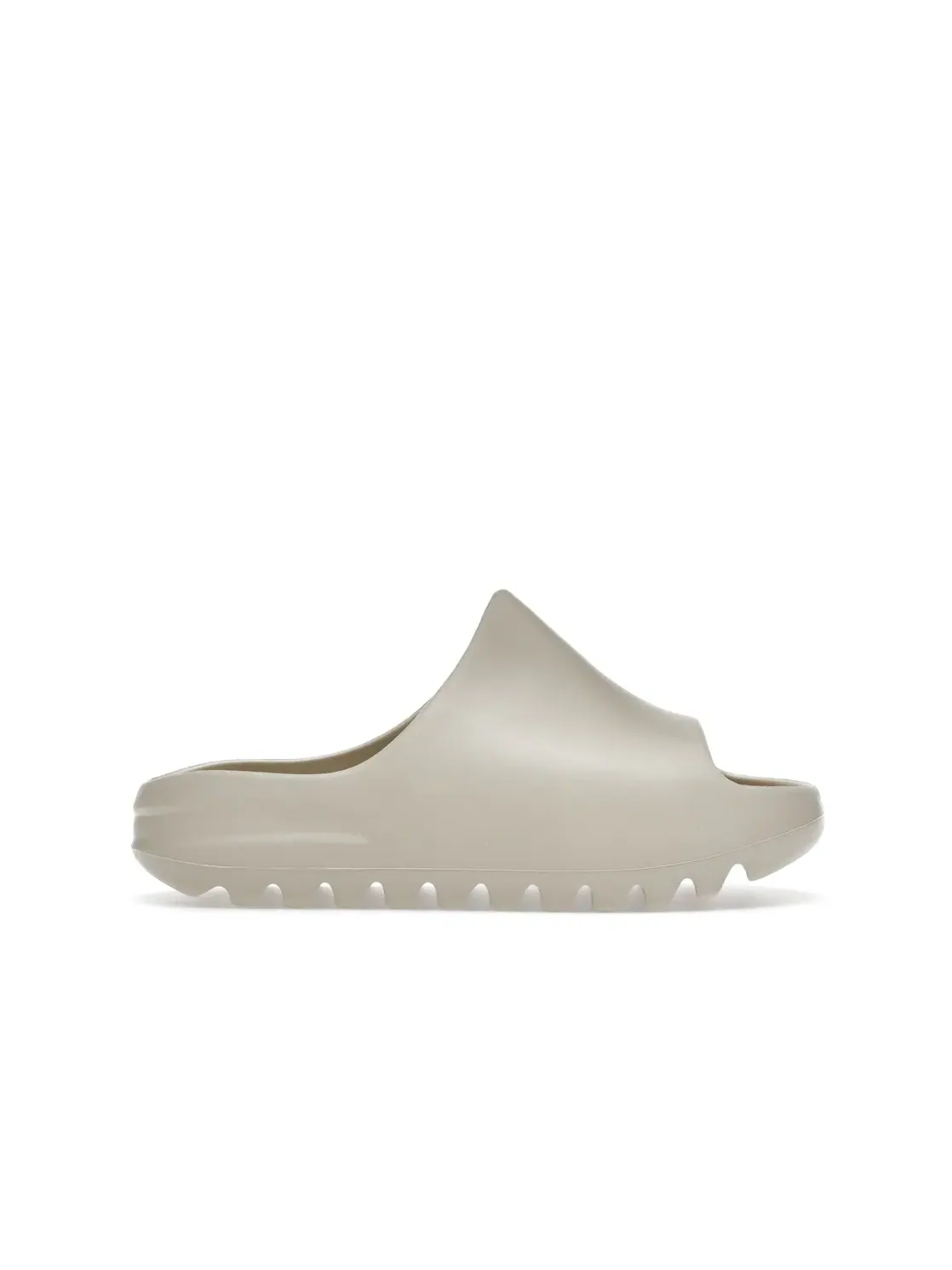 Детские шлепанцы с закрытым носком Yeezy Slide Adidas — изображение 1 из 4, кость