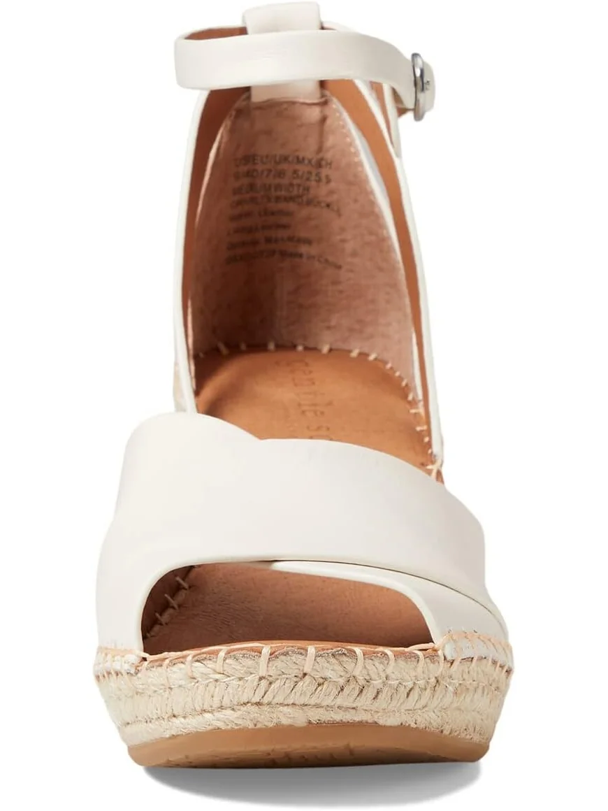 Туфли Gentle Souls by Kenneth Cole Charli X Band Buckle — изображение 2 из 4, белый