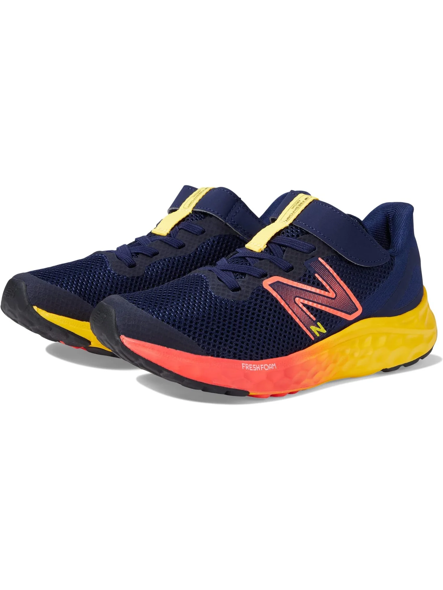Кроссовки Fresh Foam Arishi v4 Bungee Lace with Hook-and-Loop Top Strap New Balance