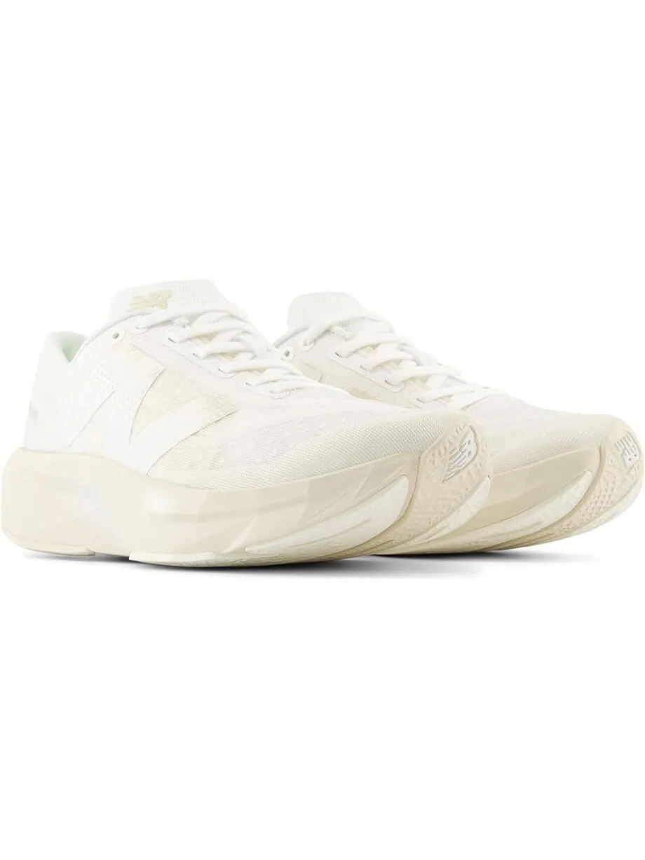 Кроссовки New Balance FuelCell Rebel v4