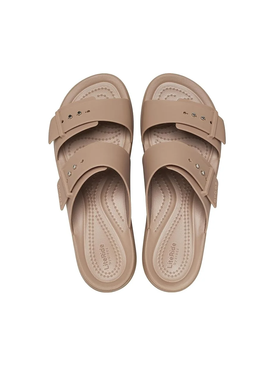 Сандалии Crocs Brooklyn Buckle Low Wedge — изображение 2 из 4, бежевый