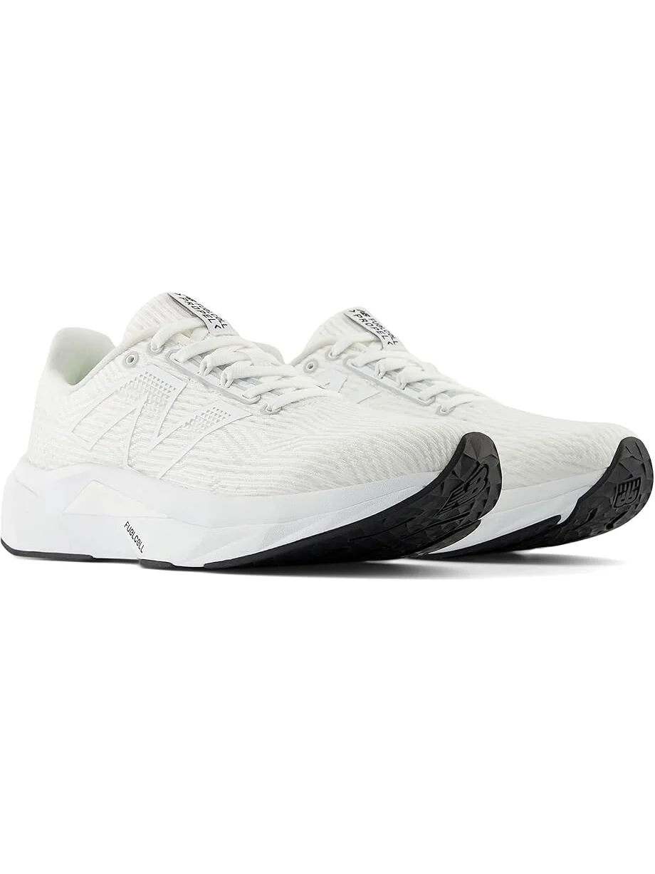 Кроссовки New Balance FuelCell Propel v5