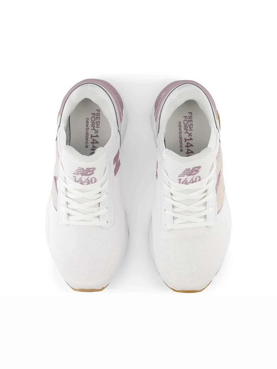 Кроссовки New Balance Fresh Foam X 1440 — изображение 2 из 4, белый/винный