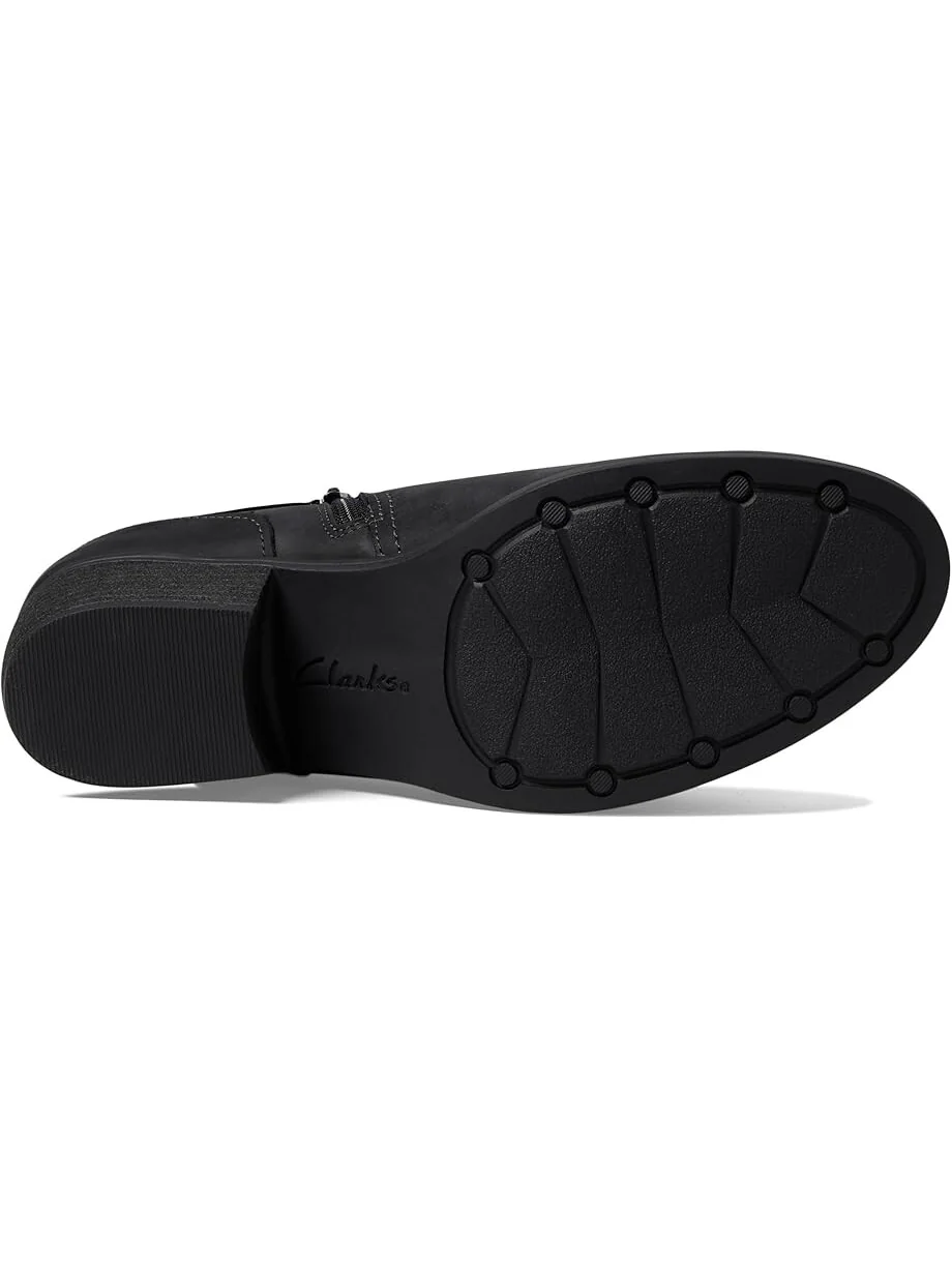 Ботинки женские Clarks Charlten Grace на каблуке — изображение 3 из 4, черный
