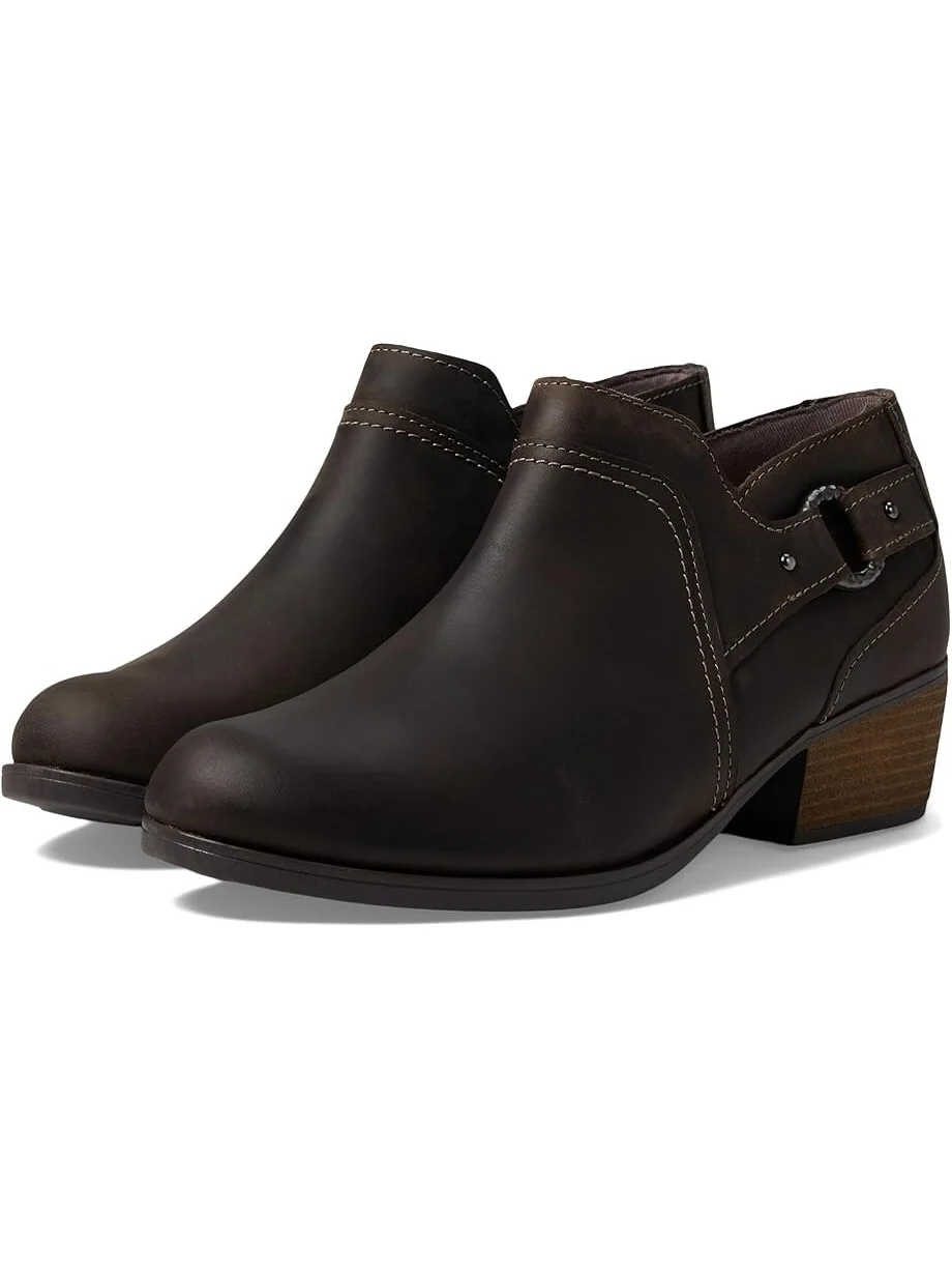 Ботинки женские Clarks Charlten Grace на каблуке