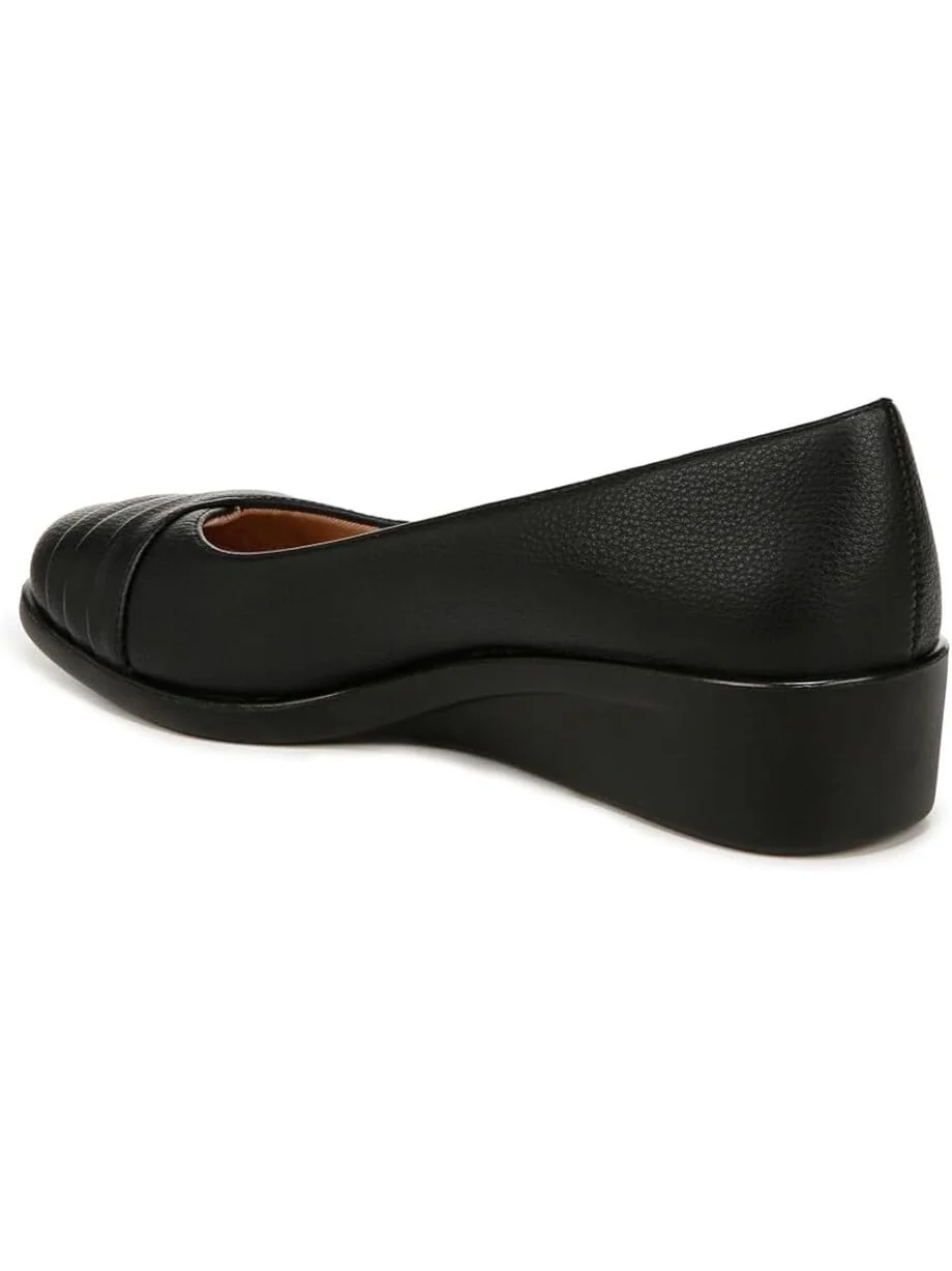 Туфли на плоской подошве LifeStride Jenna Slip-On — изображение 5 из 6, черный