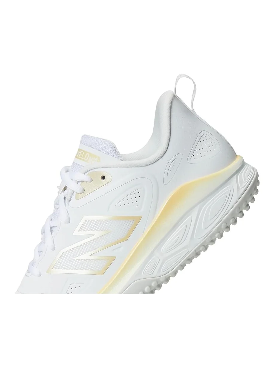 Кроссовки New Balance Fresh Foam Velov4 Turf-Trainer — изображение 6 из 7, белый/золотистый