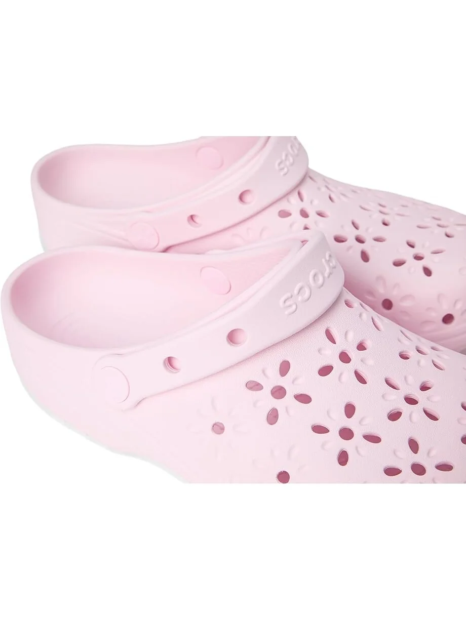 Сабо Unisex Crocs Classic Clogs with Floral Cut Out Design — изображение 6 из 7, розовый