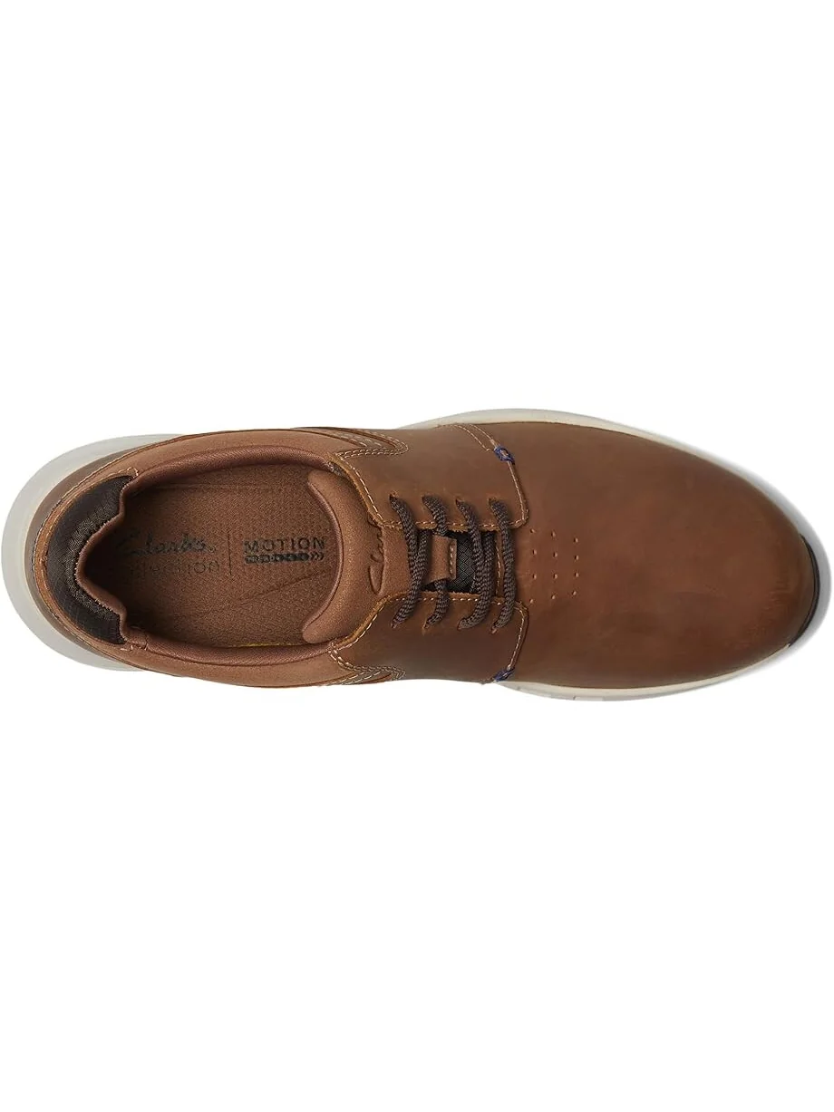 Кроссовки Clarks Motion Trek Plain Toe — изображение 2 из 7, темный бежевый