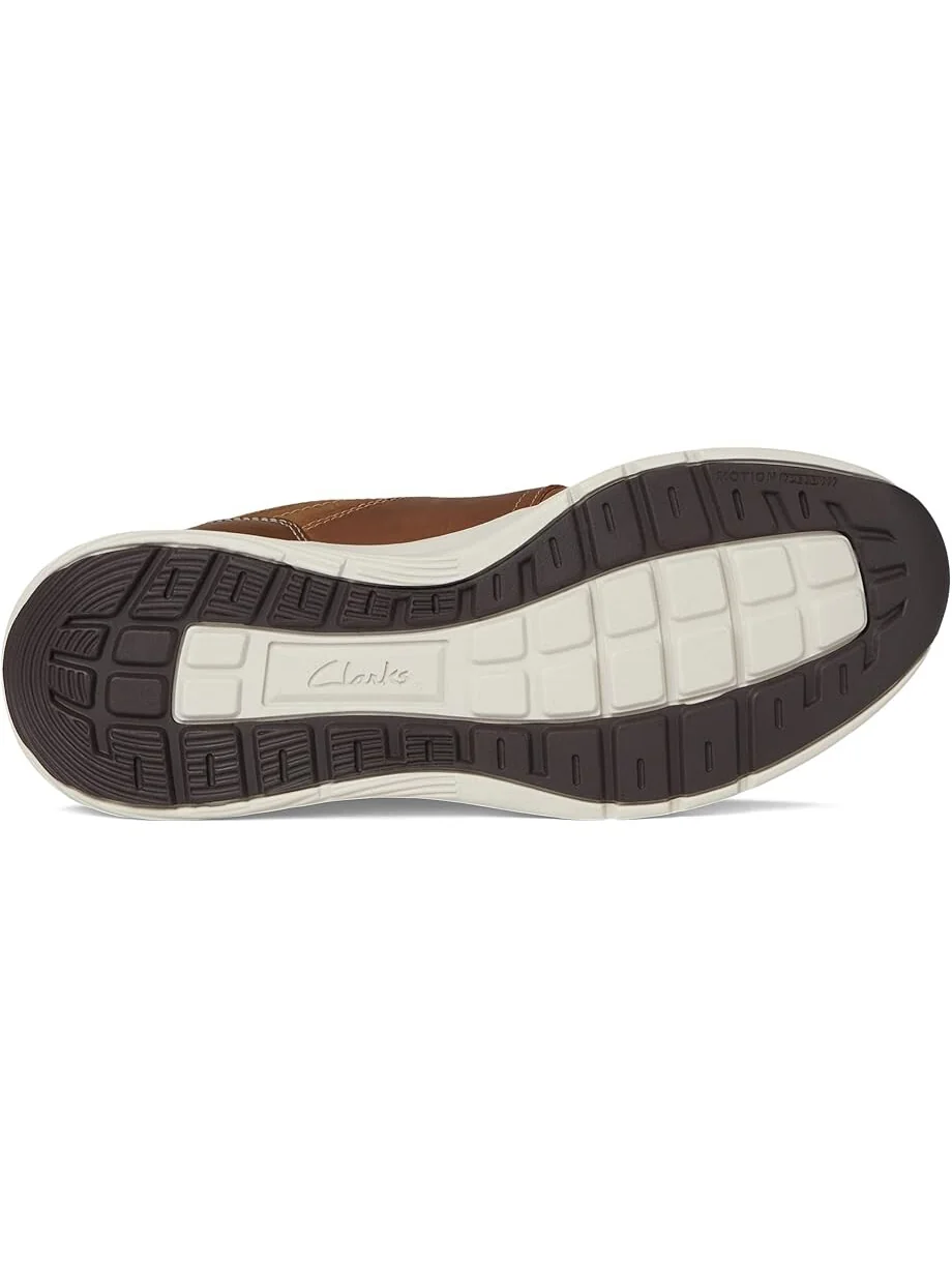 Кроссовки Clarks Motion Trek Plain Toe — изображение 3 из 7, темный бежевый
