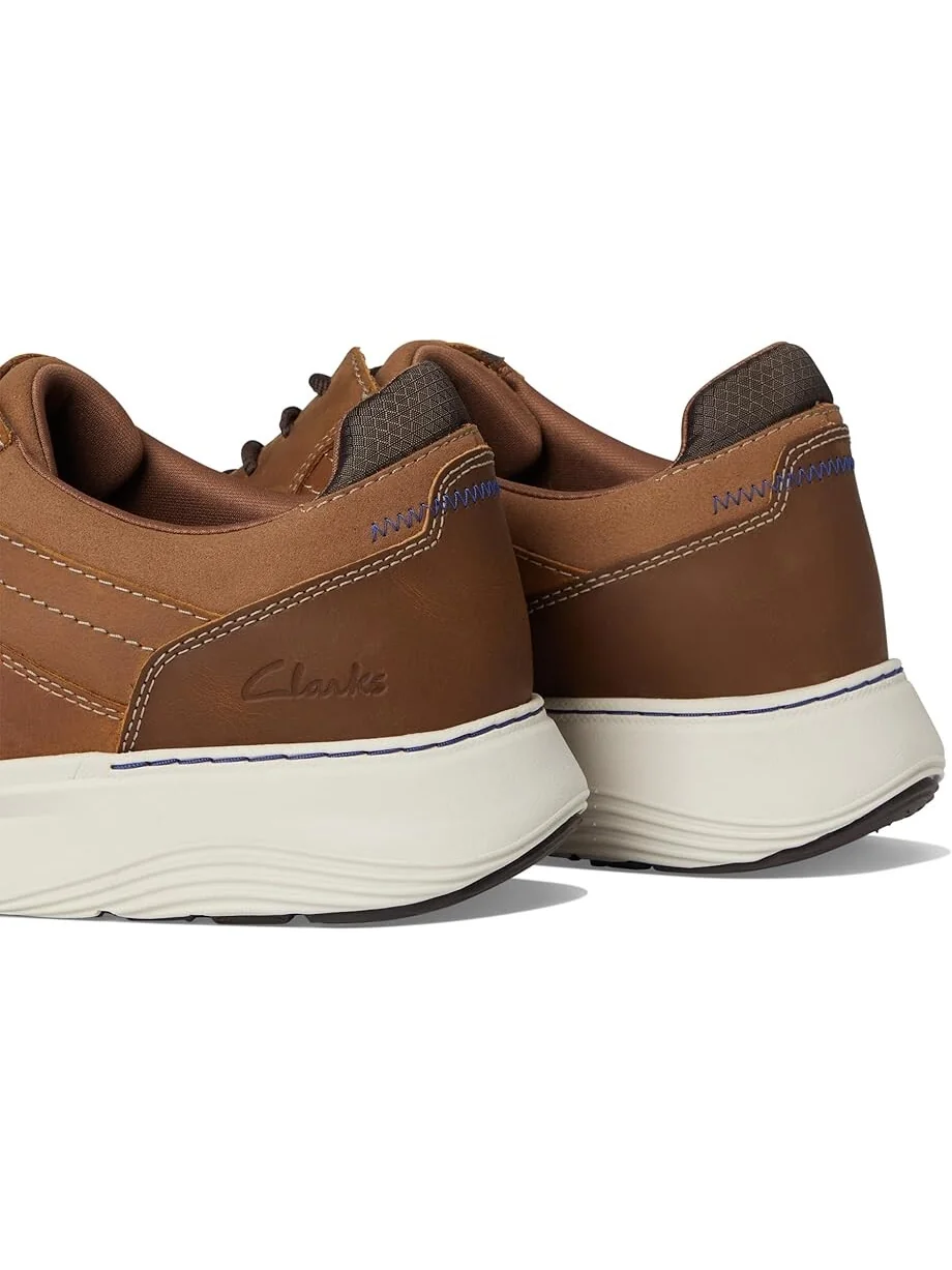 Кроссовки Clarks Motion Trek Plain Toe — изображение 6 из 7, темный бежевый