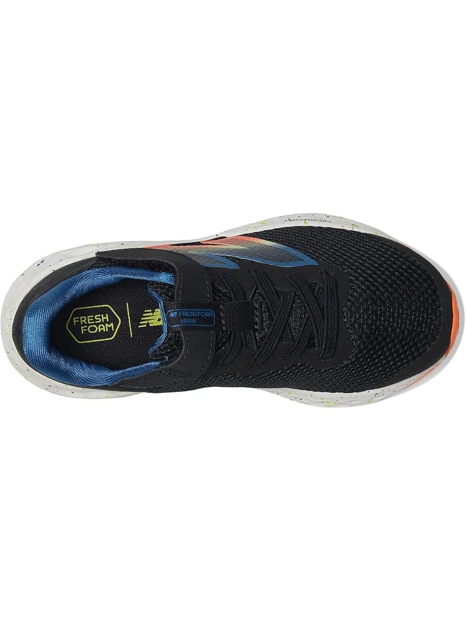 Кроссовки New Balance Kids Fresh Foam Arishi v4 Bungee Lace with Top Strap — изображение 2 из 6, черный/синий