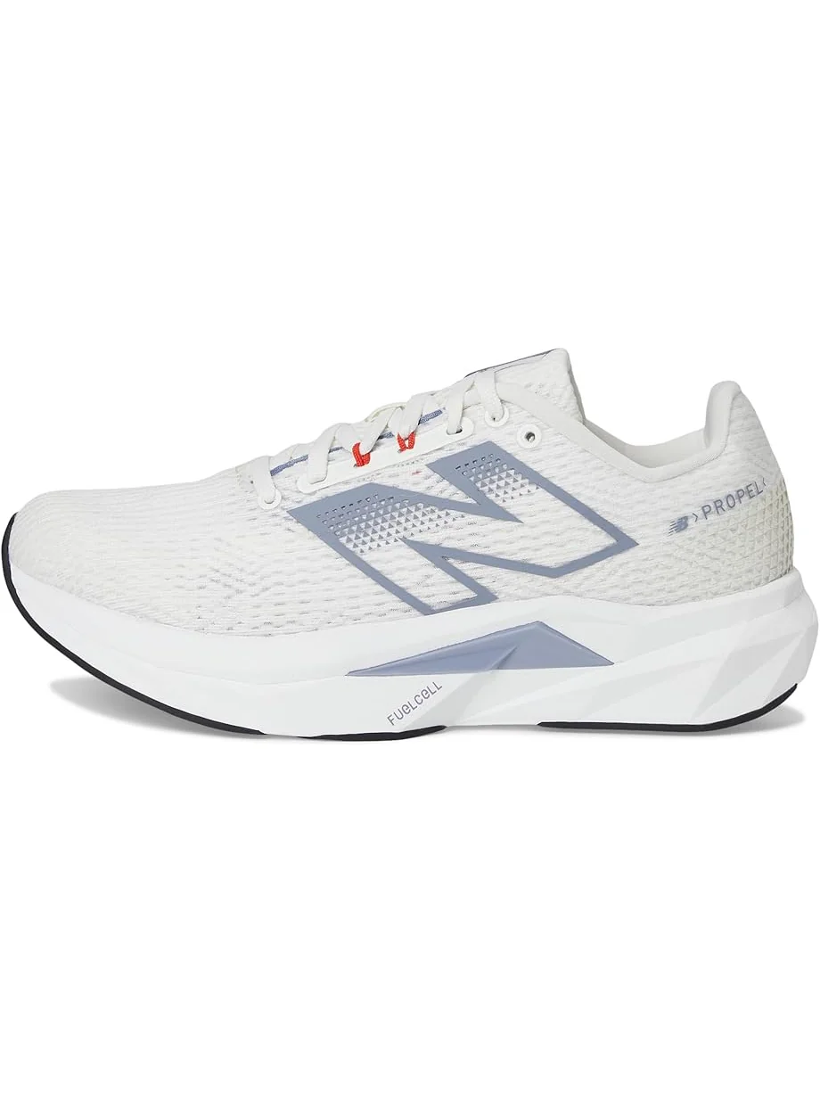 Кроссовки New Balance FuelCell Propel v5 — изображение 4 из 7, белый