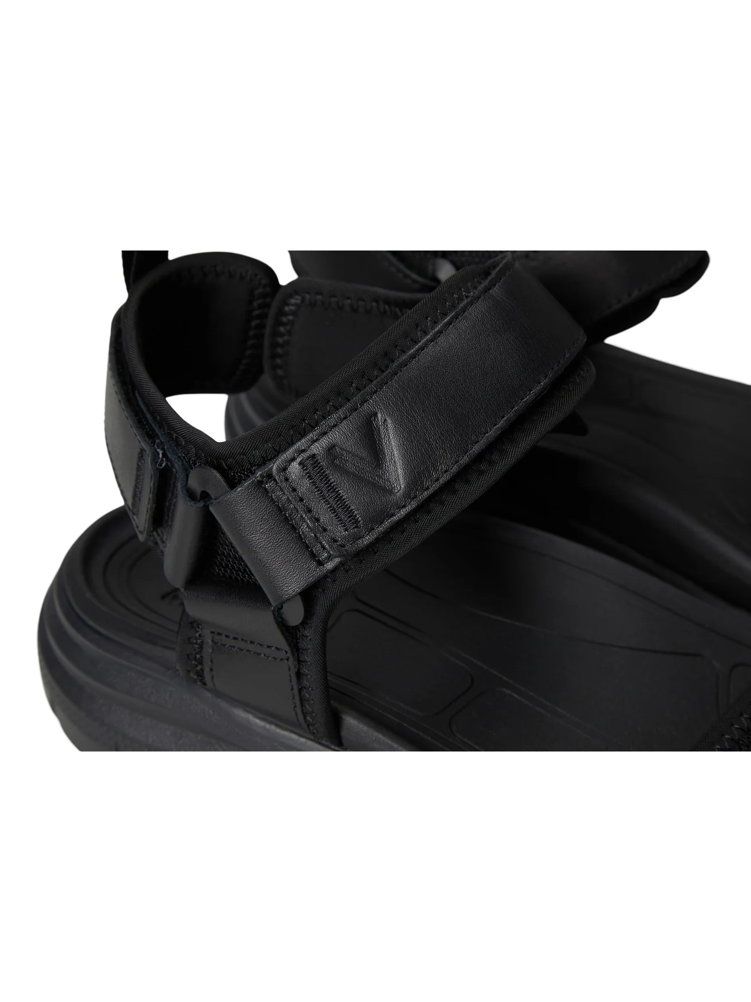 Туфли VIONIC Walk Max Wanderer Walking Sandals — изображение 6 из 7, черный