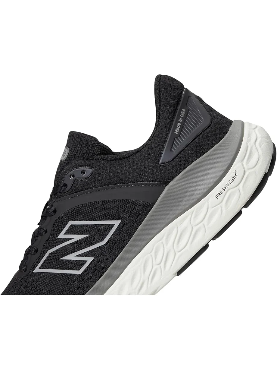 Кроссовки New Balance Fresh Foam X 1540v4 — изображение 6 из 7, черный/белый