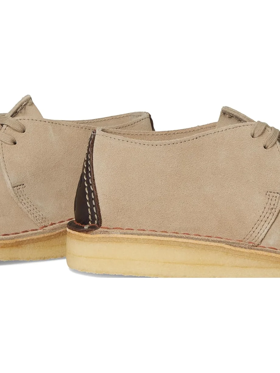 Ботинки женские Clarks Desert Trek замшевые с центральным швом — изображение 6 из 7, бежевый