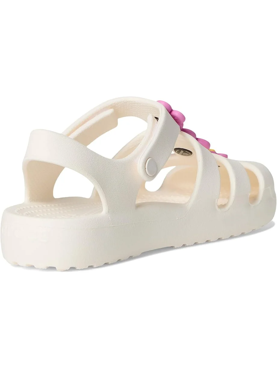 Детские сандалии Crocs Classic Fisherman (Little Kid/Big Kid) Crocs Kids — изображение 5 из 7, мел/цветок