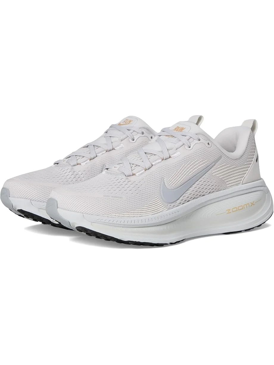 Кроссовки Nike Vomero 18