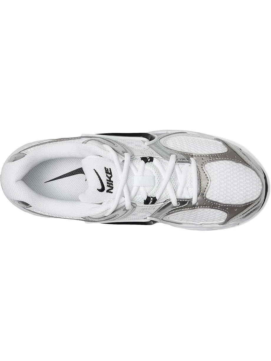 Кроссовки Nike V5 RNR — изображение 2 из 7, белый/черный/серый/серый