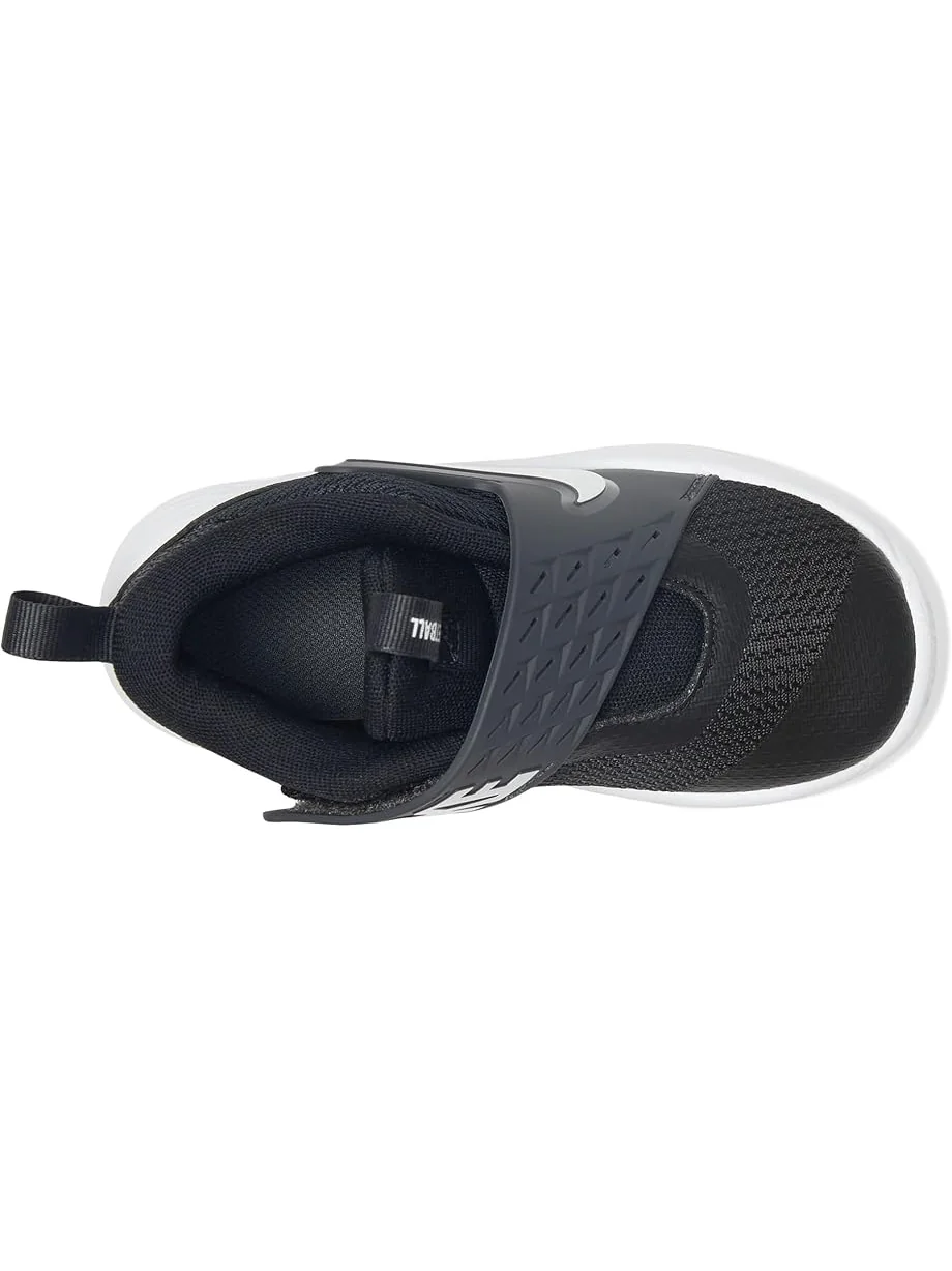 Кроссовки Nike Kids Team Hustle D 12 — изображение 2 из 7, черный/белый
