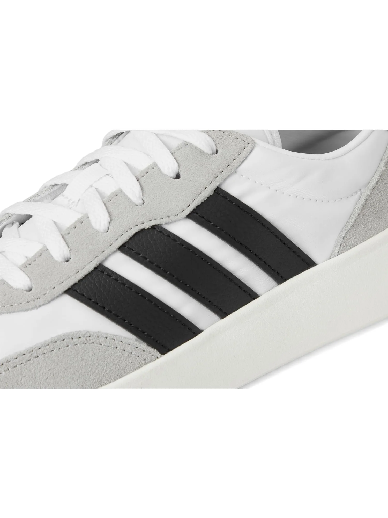 Кроссовки adidas Kids Barreda Decode Shoes — изображение 6 из 7, белый/черный/серый