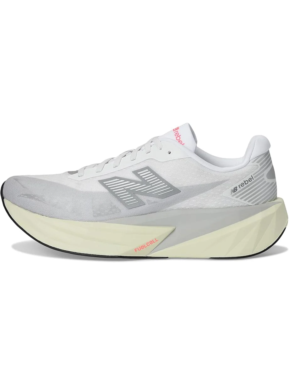Кроссовки New Balance FuelCell Rebel v5 — изображение 4 из 7, белый