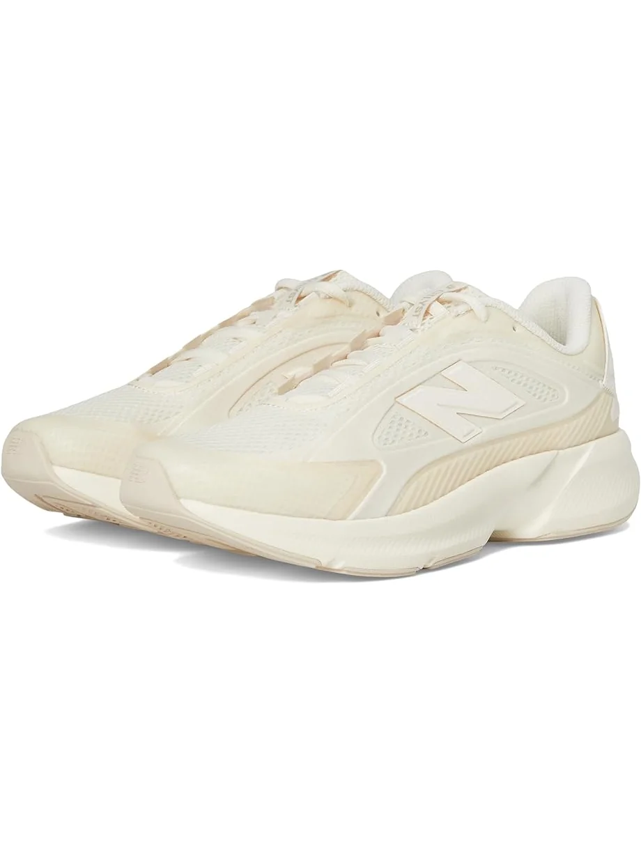 Женские кроссовки New Balance Catalyst — изображение 1 из 7, бисквитный