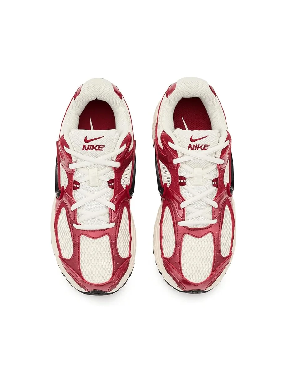 Женские кроссовки Nike V5 RNR Soft Pearl/Black/Team Crimson — изображение 2 из 7, черный