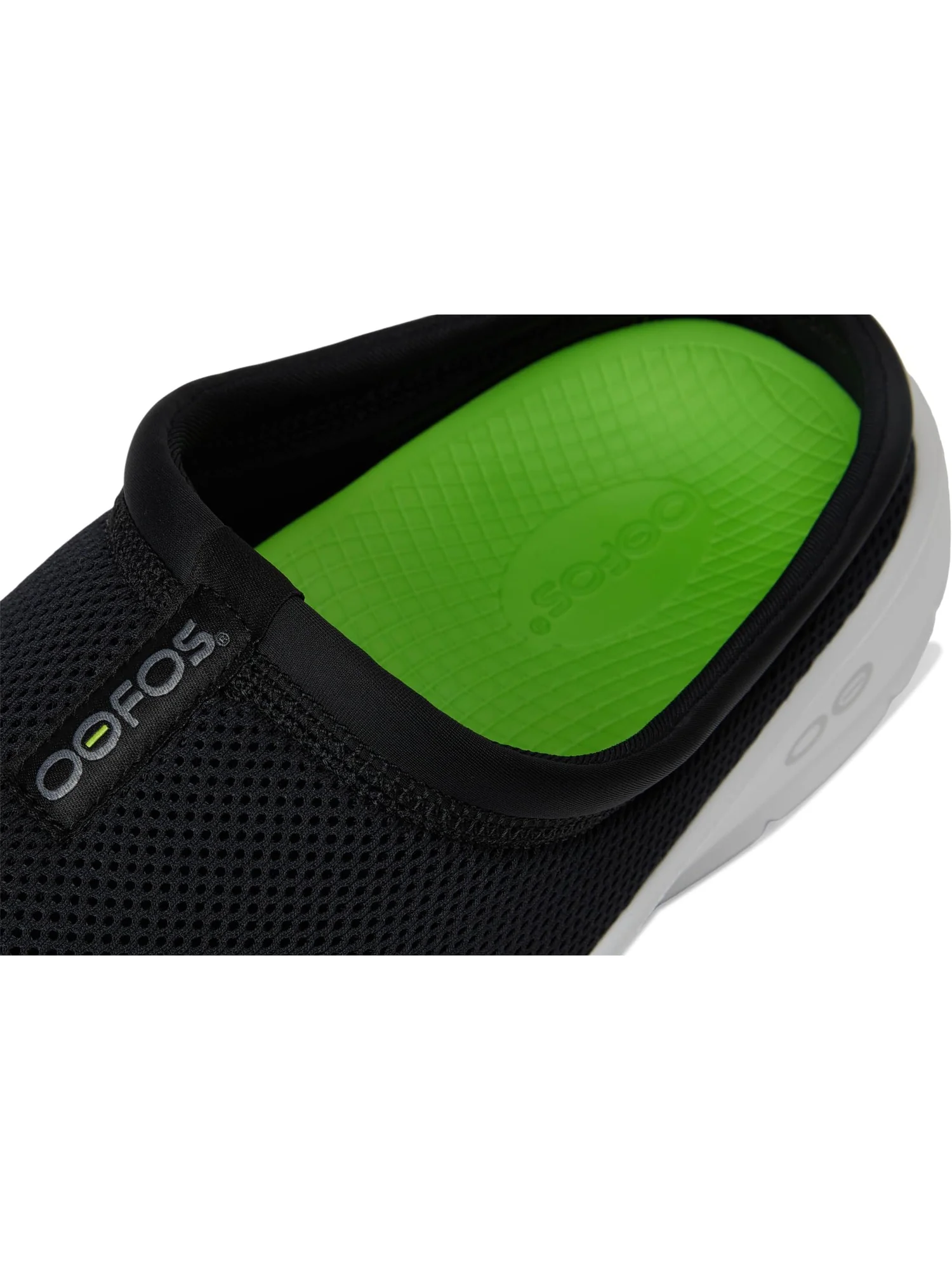 Кроссовки OOFOS OOcoozie Sport Mule Shoe — изображение 6 из 7, белый/черный