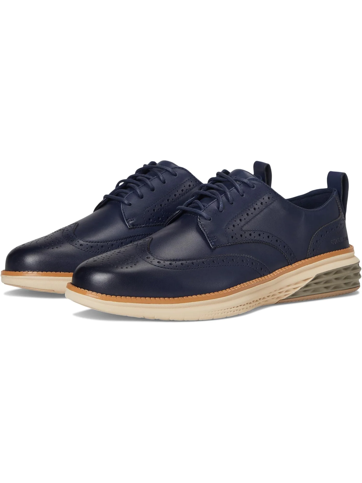 Оксфорды Cole Haan Grand Hurrion Wing Tip Oxford, цвет Midnight Moon/Irish Coffee/Oat — изображение 1 из 7