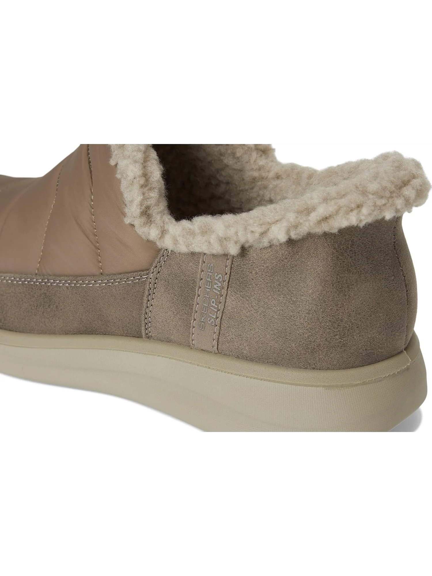 Тапочки SKECHERS Women's Cozy Escape - Snow Puff Hands Free Slip-ins — изображение 6 из 7, тауп