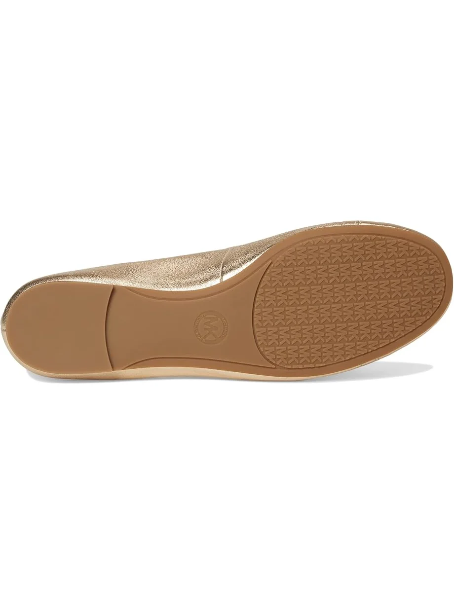 Женские балетки MICHAEL Michael Kors Mandy — изображение 3 из 7, бледный золотистый