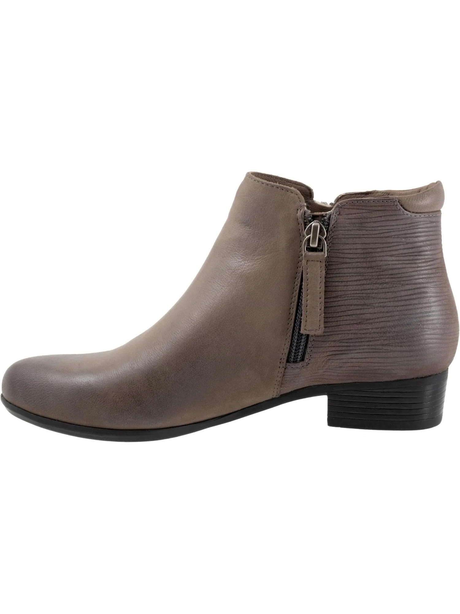Ботинки Trotters Women's Major Embossed — изображение 4 из 7, серый