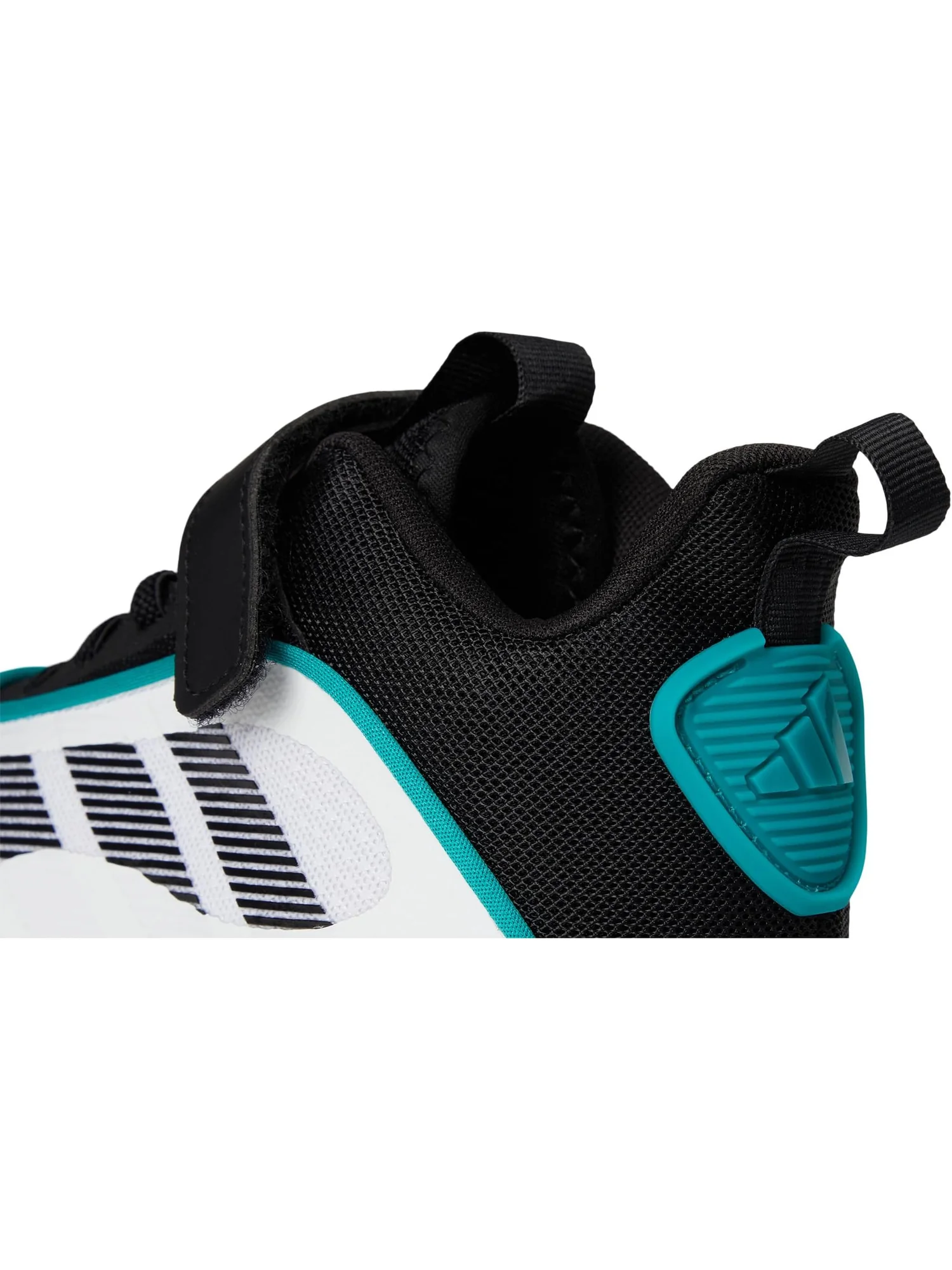 Кроссовки adidas Kids Own The Game 3.0 Basketball Shoes — изображение 6 из 7, белый/черный
