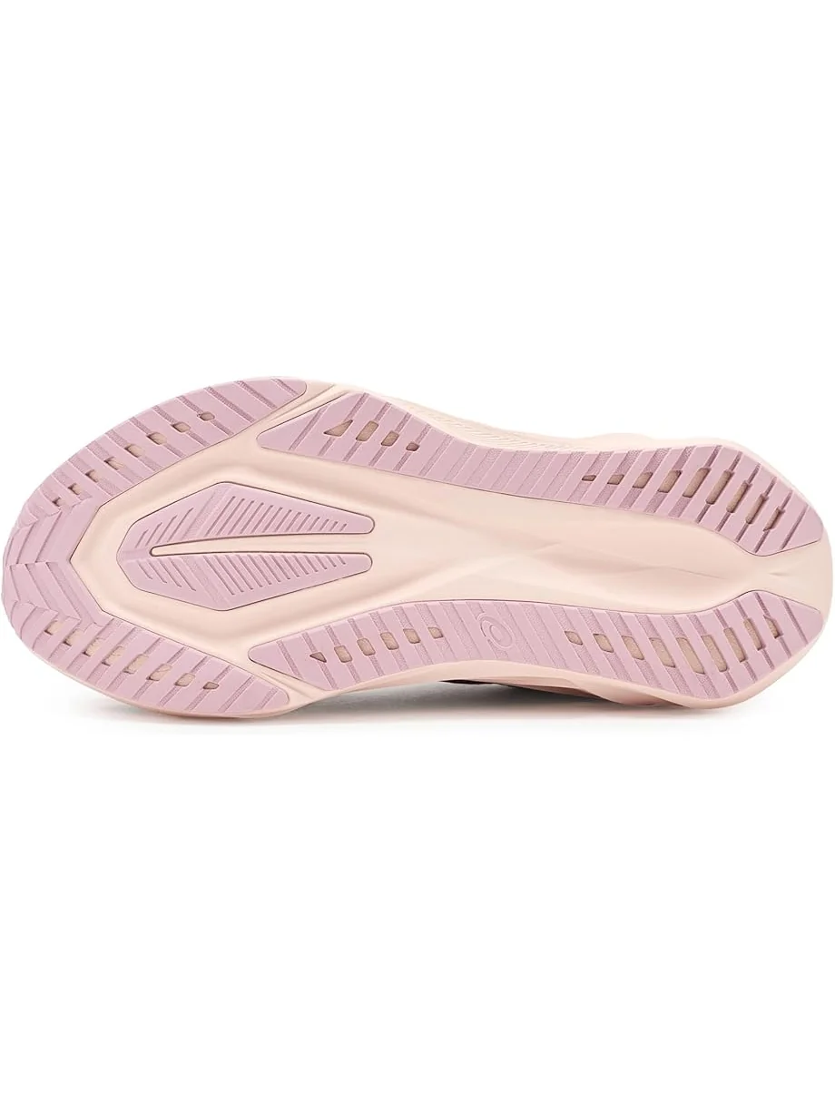 Женские кроссовки ASICS Novablast 5 — изображение 5 из 7, черный/розовый