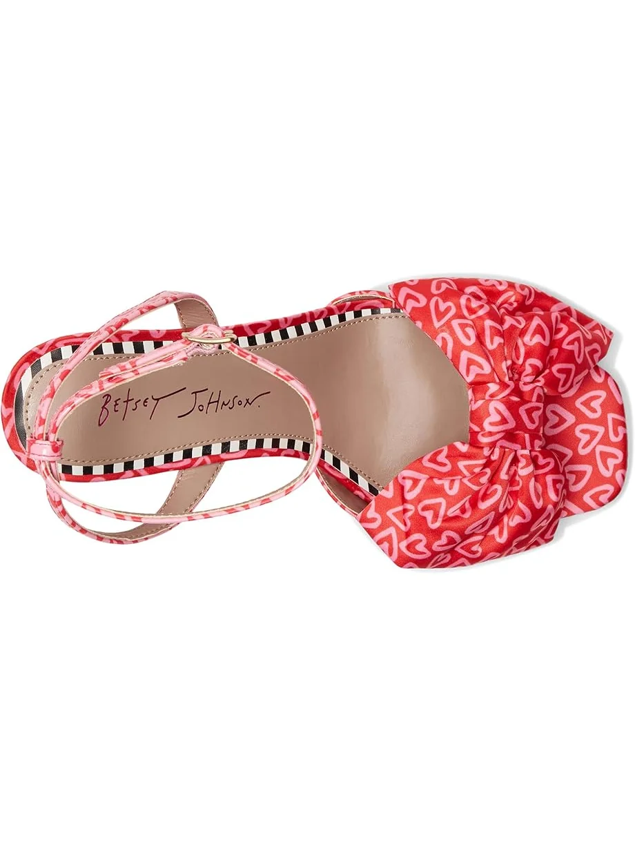 Женские туфли на каблуке Blue by Betsey Johnson Kendal — изображение 2 из 7, красный мульти