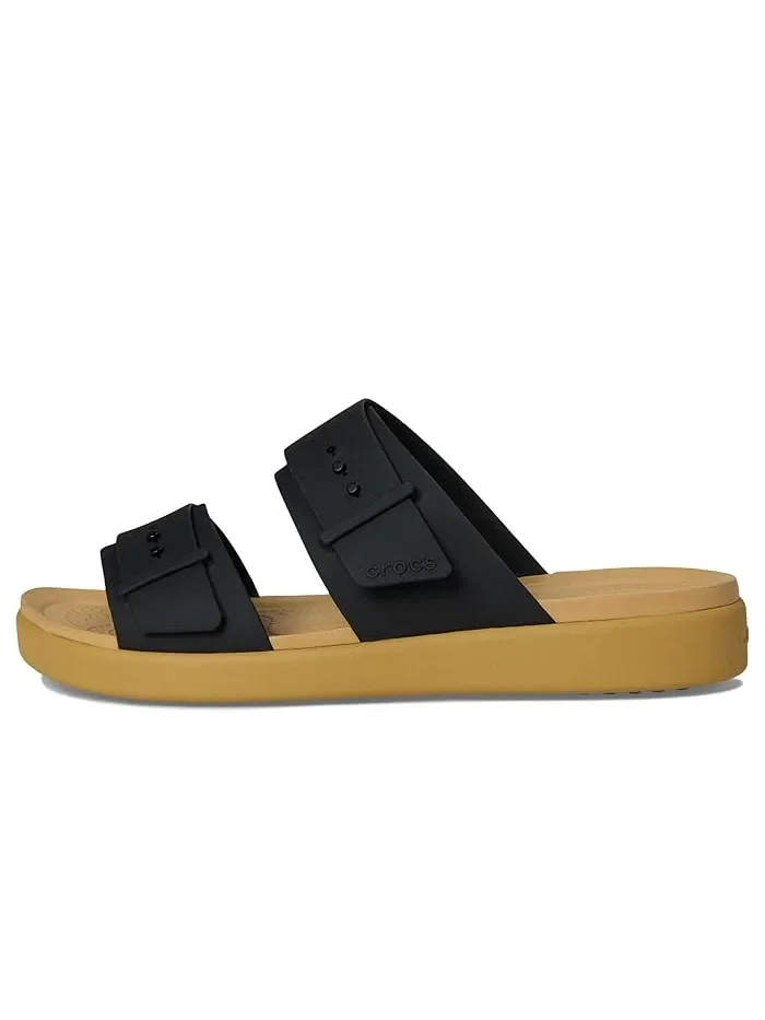 Туфли-лодочки на каблуке Brooklyn Buckle Low Crocs — изображение 4 из 4, черный/бежевый