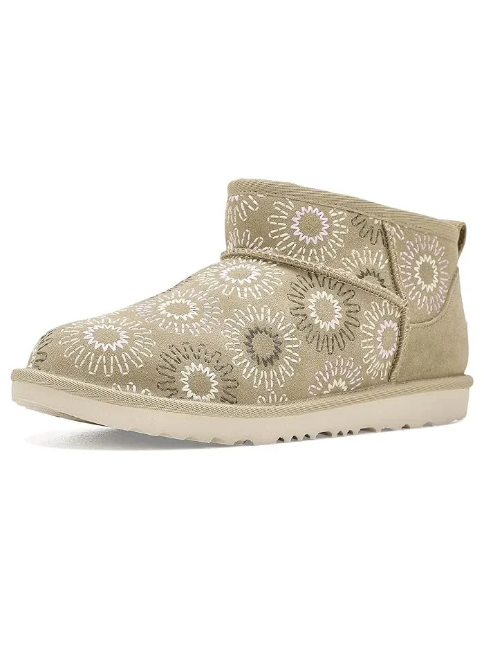 Ботинки с вышивкой Classic Ultra Mini Sun Stitched UGG Kids