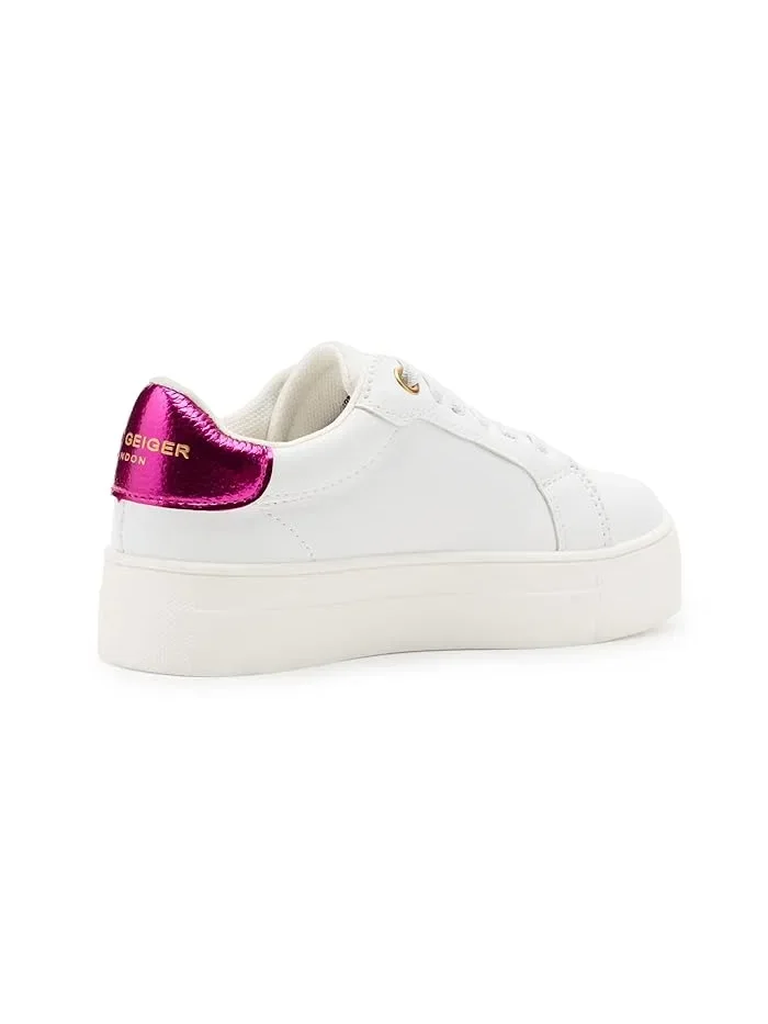 Кроссовки с металлическим сердечком Mini Laney Love Heart Kurt Geiger London Kids — изображение 3 из 4, белый