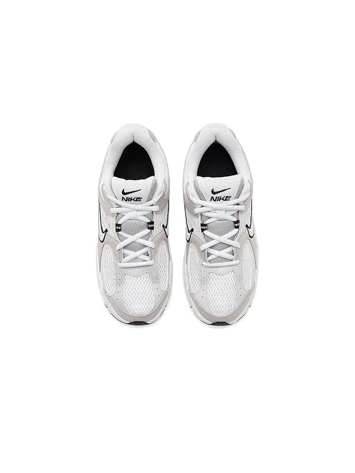 Кроссовки V5 Runner Suede Nike Kids — изображение 2 из 4, белый/белый/серый