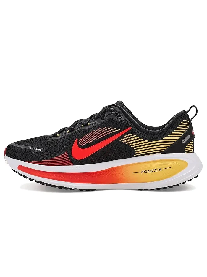 Кроссовки беговые Vomero 18 Nike Kids — изображение 4 из 4, черный/яркий/светлый