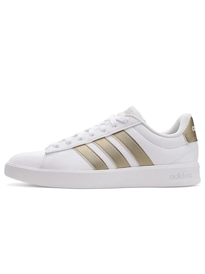 Кроссовки Grand Court 3.0 Adidas — изображение 4 из 4, белый/металлик/белый