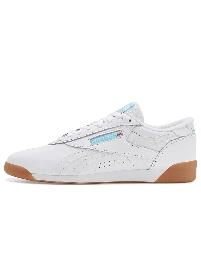 Кроссовки классические Freestyle Lo Reebok Lifestyle — изображение 4 из 4, белый/белый