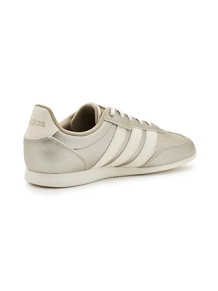 Кроссовки низкие Barreda Adidas — изображение 3 из 4, металлик/белый
