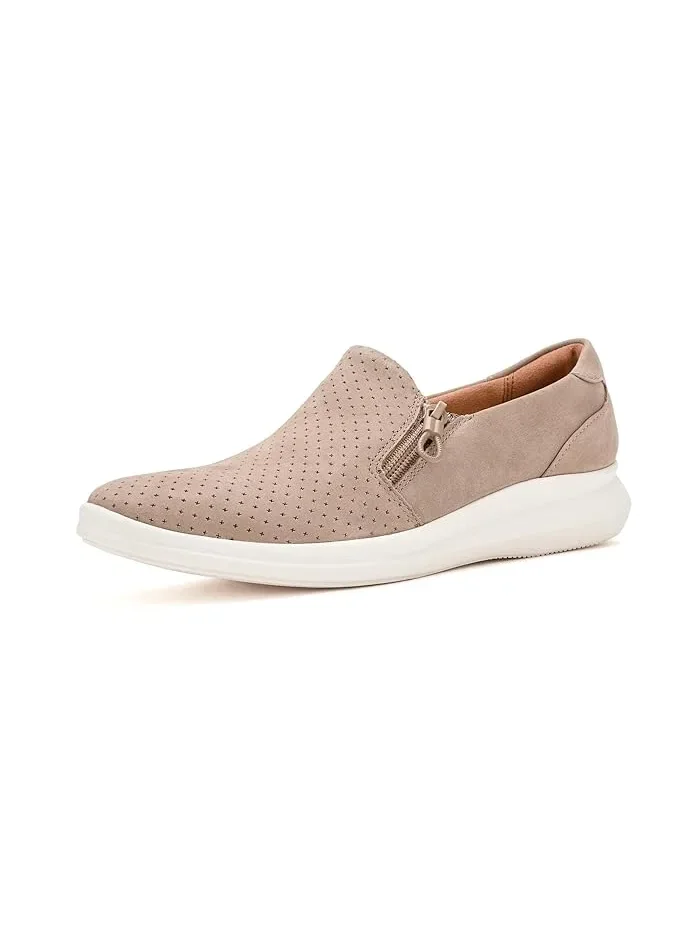 Кроссовки женские Lynell Sky Clarks