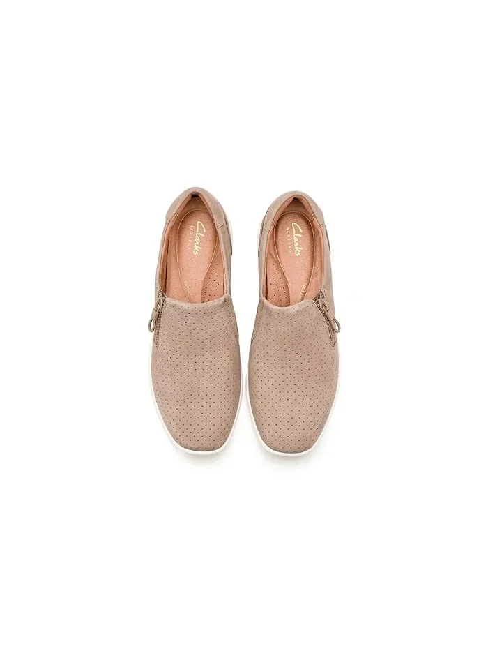 Кроссовки женские Lynell Sky Clarks — изображение 2 из 4, камень