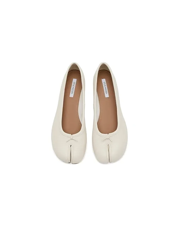 Балетки с раздвоенным носком Calico Steve Madden — изображение 2 из 4, белый