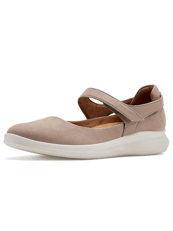 Туфли балетки с ремешком Lynell Strap Clarks