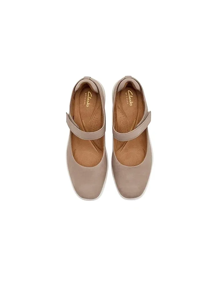Туфли балетки с ремешком Lynell Strap Clarks — изображение 2 из 4, тауп