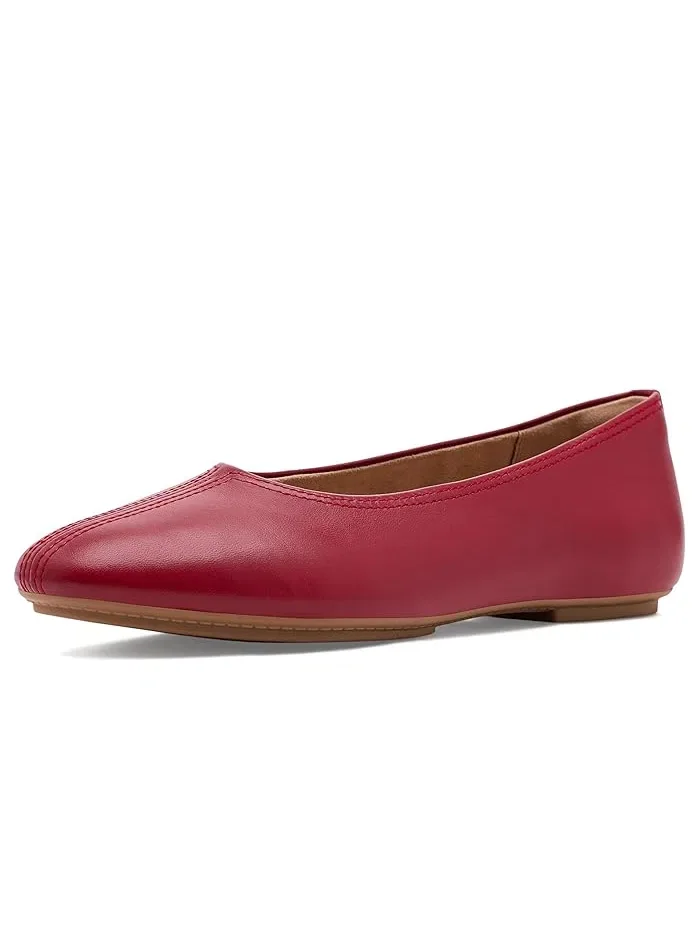 Балетки кожаные Delicato High-Cut FitFlop — изображение 1 из 4, жженый ягодный